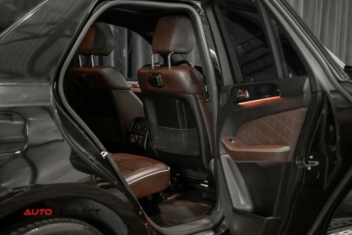 mercedes-benz-m-klasse-diesel-2012-big-19