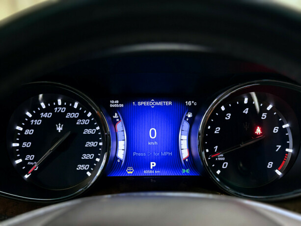 maserati-quattroporte-bensin-2014-big-25