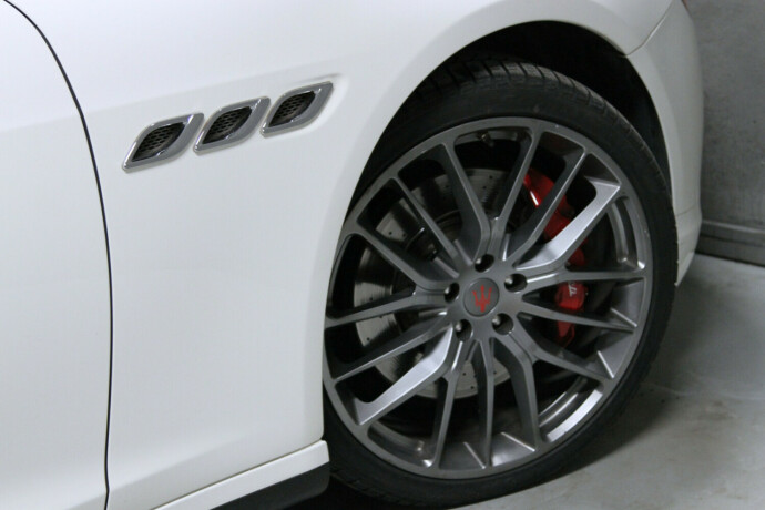 maserati-quattroporte-bensin-2014-big-36