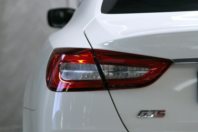 maserati-quattroporte-bensin-2014-big-35