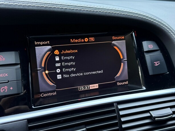 audi-rs6-bensin-2010-big-24