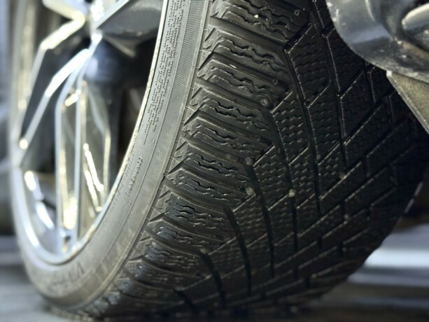 audi-rs6-bensin-2010-big-8