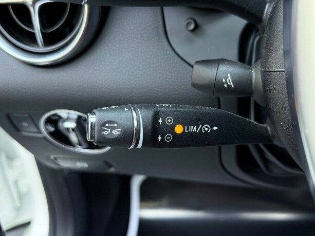 mercedes-benz-slk-bensin-2013-big-19