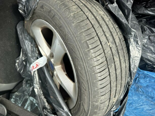 ford-focus-diesel-2011-big-9