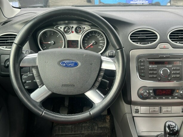 ford-focus-diesel-2011-big-8