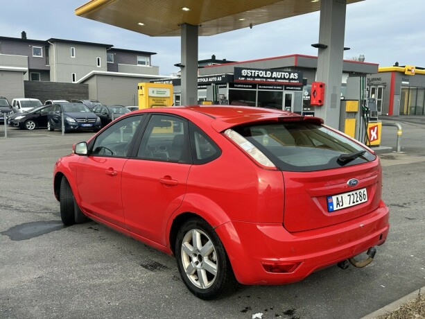 ford-focus-diesel-2011-big-5