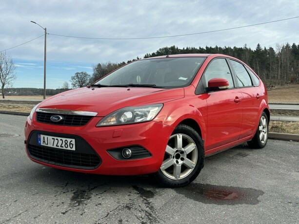 ford-focus-diesel-2011-big-0