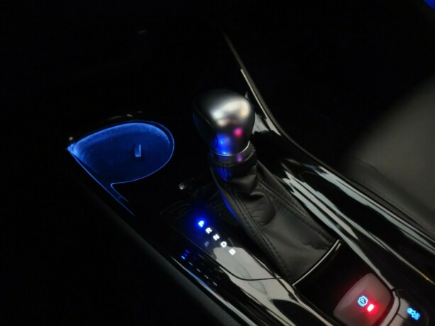 toyota-c-hr-elektrisitetbensin-2017-big-22