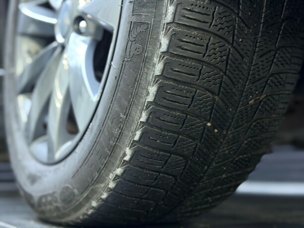 mitsubishi-outlander-elektrisitetbensin-2019-big-7