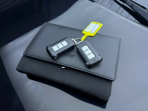 mitsubishi-outlander-elektrisitetbensin-2019-big-34