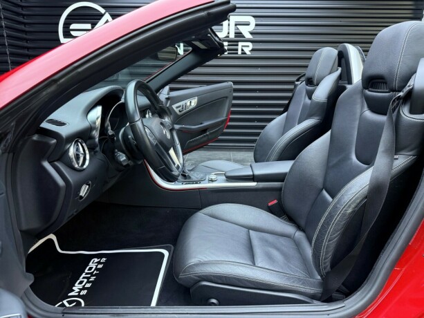 mercedes-benz-slk-bensin-2012-big-30