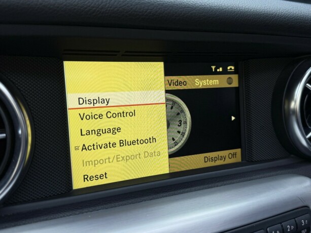 mercedes-benz-slk-bensin-2012-big-23