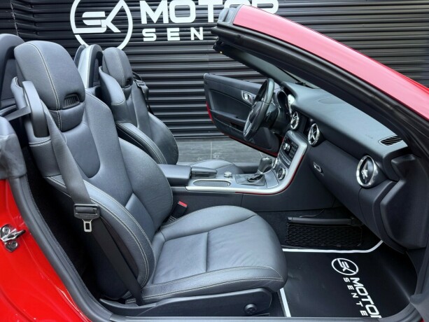 mercedes-benz-slk-bensin-2012-big-31