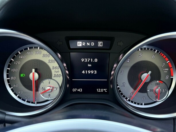 mercedes-benz-slk-bensin-2012-big-18