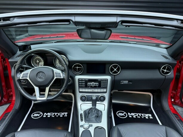 mercedes-benz-slk-bensin-2012-big-12