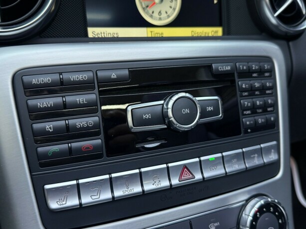 mercedes-benz-slk-bensin-2012-big-25