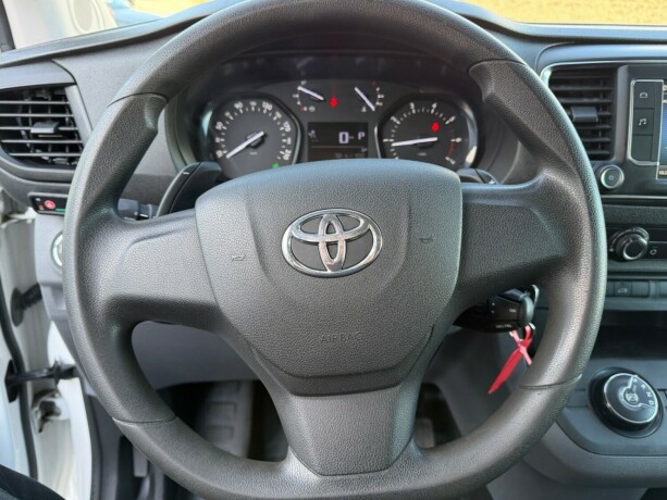 toyota-proace-diesel-2019-big-8