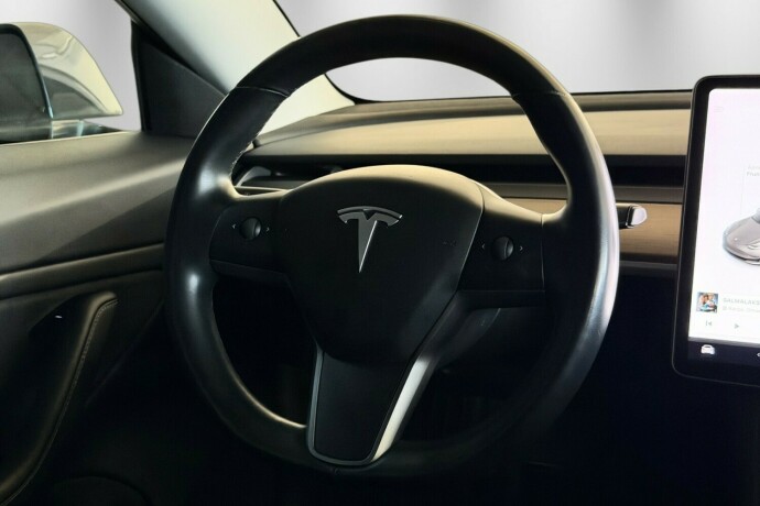 tesla-model-3-elektrisitet-2019-big-20