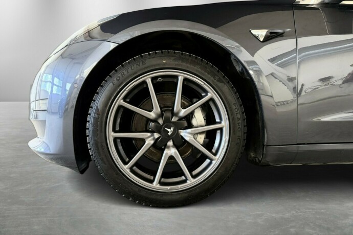 tesla-model-3-elektrisitet-2019-big-7