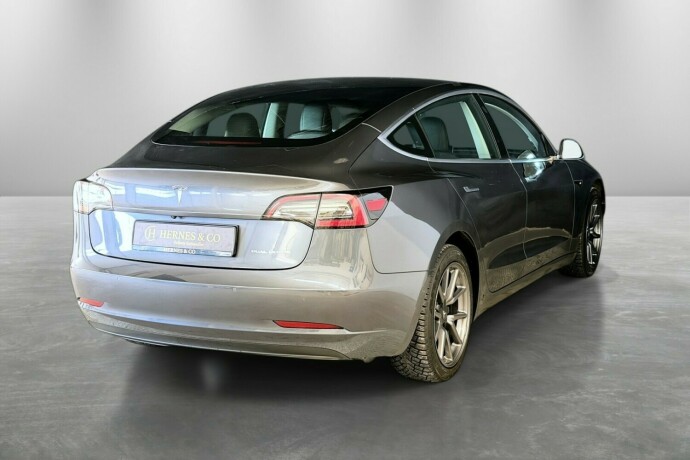 tesla-model-3-elektrisitet-2019-big-8