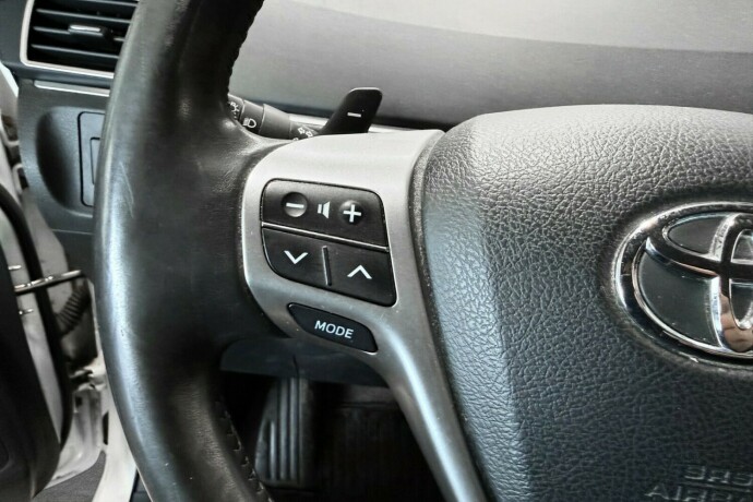 toyota-verso-bensin-2013-big-25