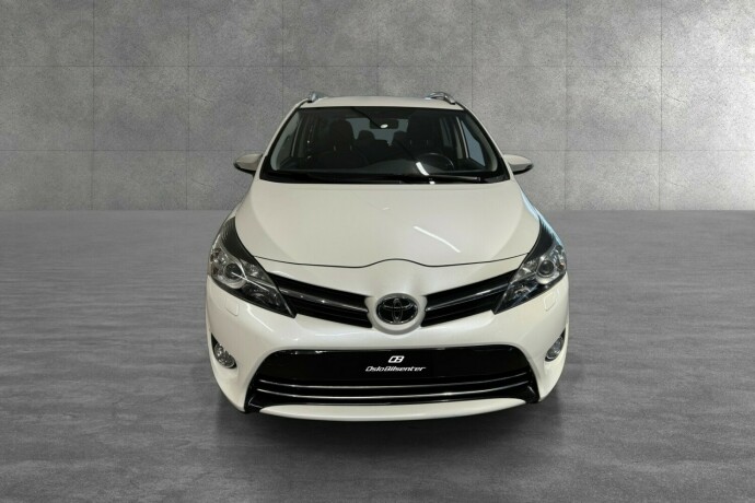 toyota-verso-bensin-2013-big-7