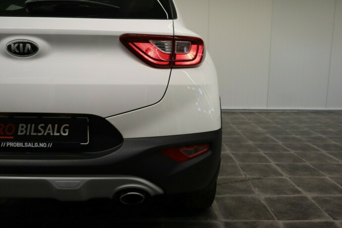 kia-stonic-bensin-2018-big-8