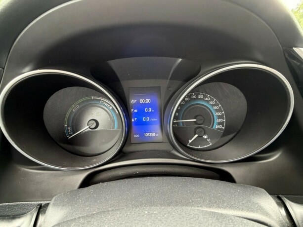 toyota-auris-elektrisitetbensin-2017-big-38