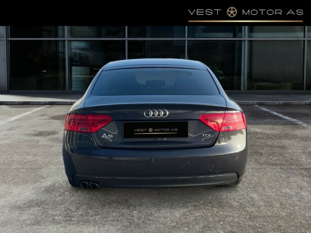 audi-a5-diesel-2011-big-5