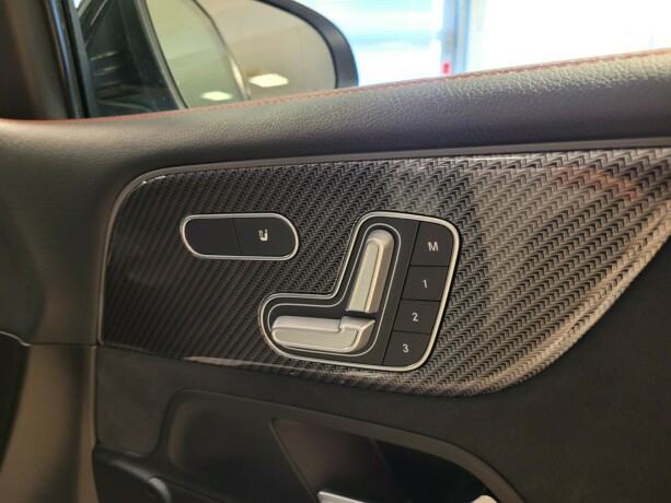 mercedes-benz-glb-diesel-2020-big-18