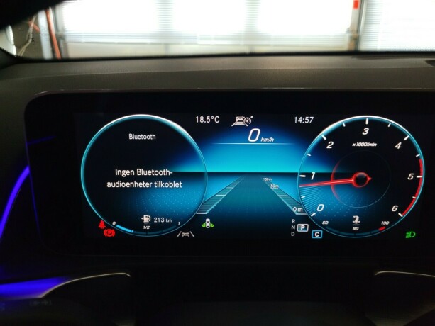 mercedes-benz-glb-diesel-2020-big-35