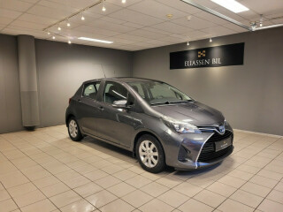 Toyota | Yaris | Elektrisitet+bensin | 2015