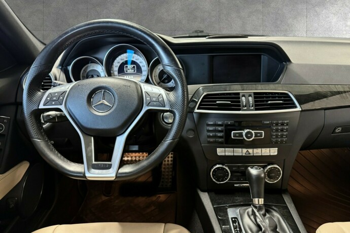 mercedes-benz-c-klasse-diesel-2012-big-10