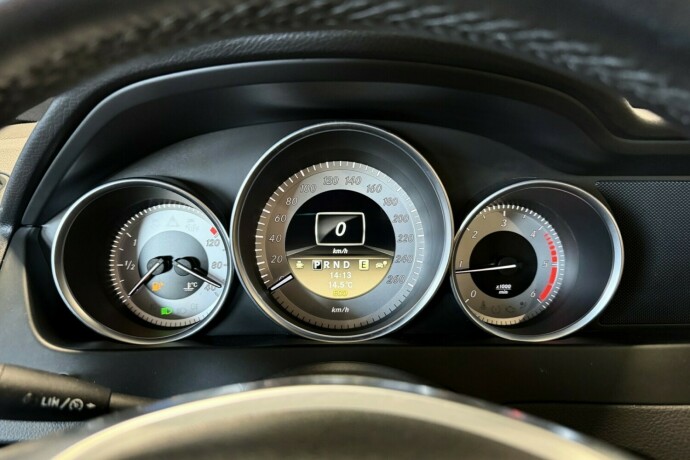 mercedes-benz-c-klasse-diesel-2012-big-12