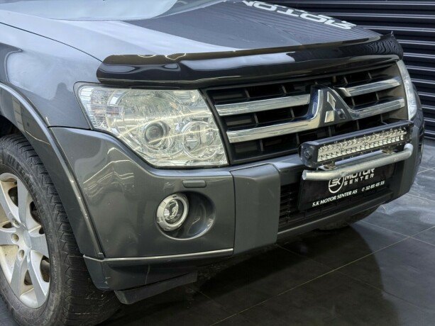 mitsubishi-pajero-diesel-2010-big-2