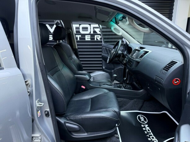 toyota-hilux-diesel-2015-big-29