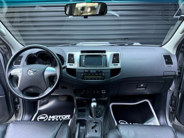 toyota-hilux-diesel-2015-big-11