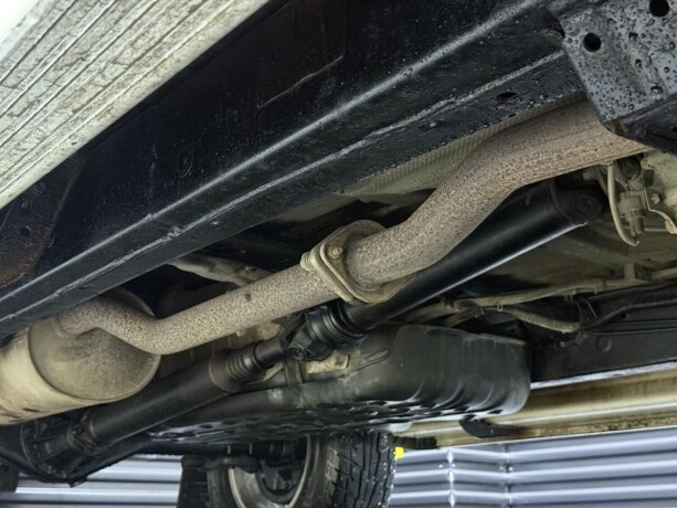 toyota-hilux-diesel-2015-big-10