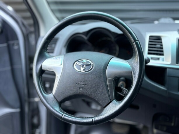 toyota-hilux-diesel-2015-big-14