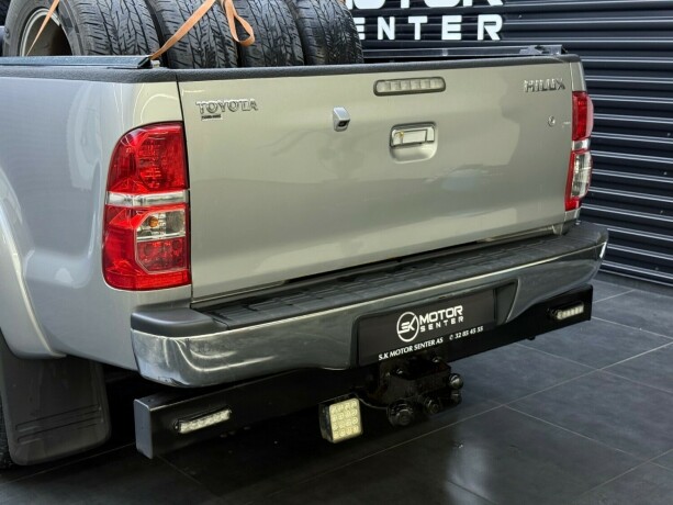 toyota-hilux-diesel-2015-big-6