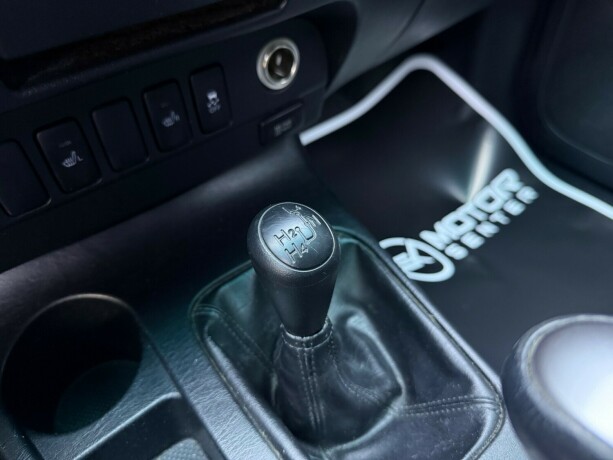 toyota-hilux-diesel-2015-big-25