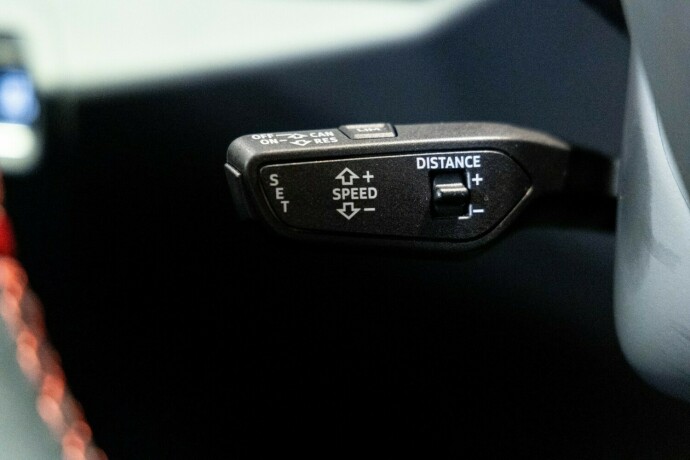 lamborghini-urus-bensin-2023-big-29