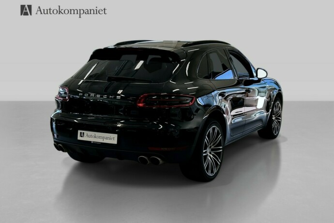 porsche-macan-diesel-2017-big-5