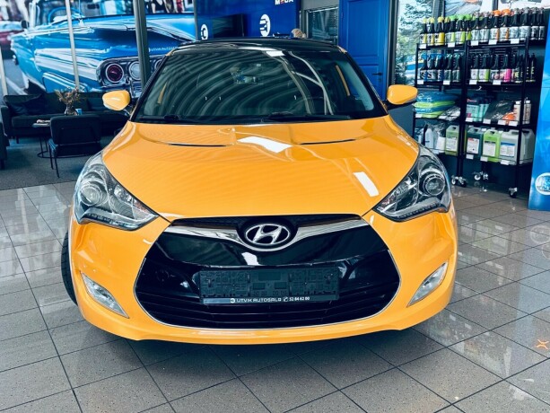 hyundai-veloster-bensin-2011-big-1