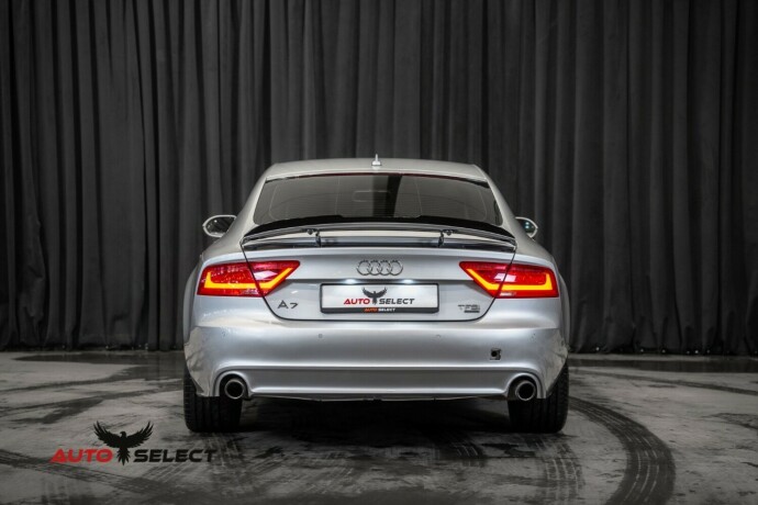 audi-a7-bensin-2011-big-8