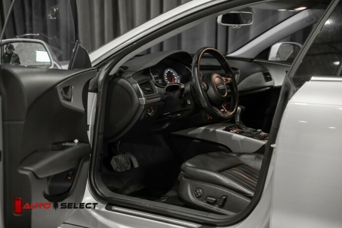 audi-a7-bensin-2011-big-21