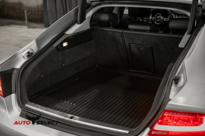 audi-a7-bensin-2011-big-10