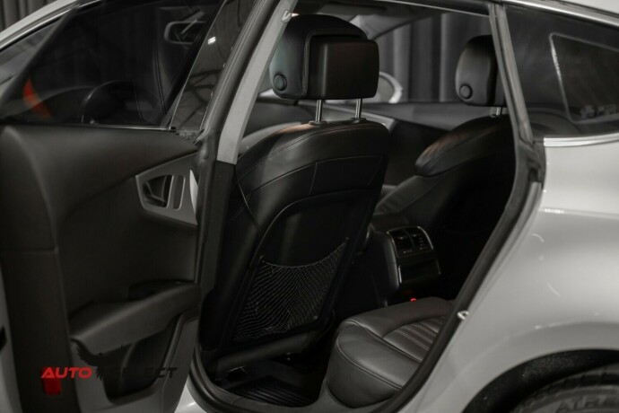 audi-a7-bensin-2011-big-15