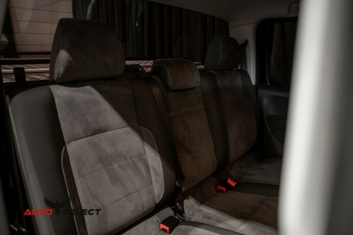 volkswagen-amarok-diesel-2011-big-13