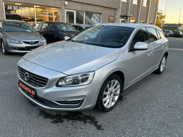 volvo-v60-diesel-2017-big-0